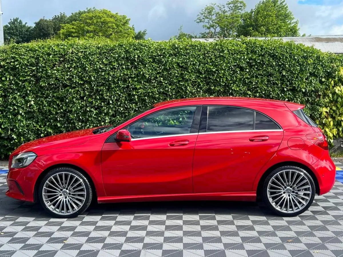 Mercedes-Benz A-Class A180 AMG-STYLE 1.6 AUTO // L - Image 3