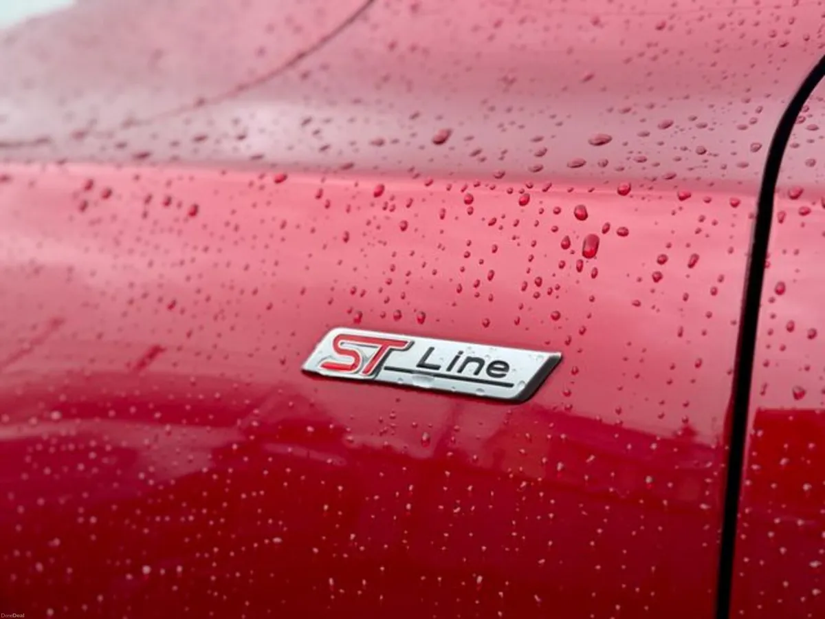 Ford Focus ST-LINE TDCI - Image 6