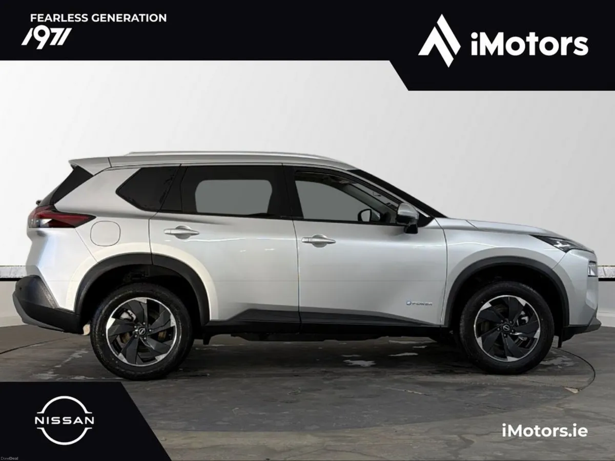 Nissan X-Trail SV PREMIUM - Image 2