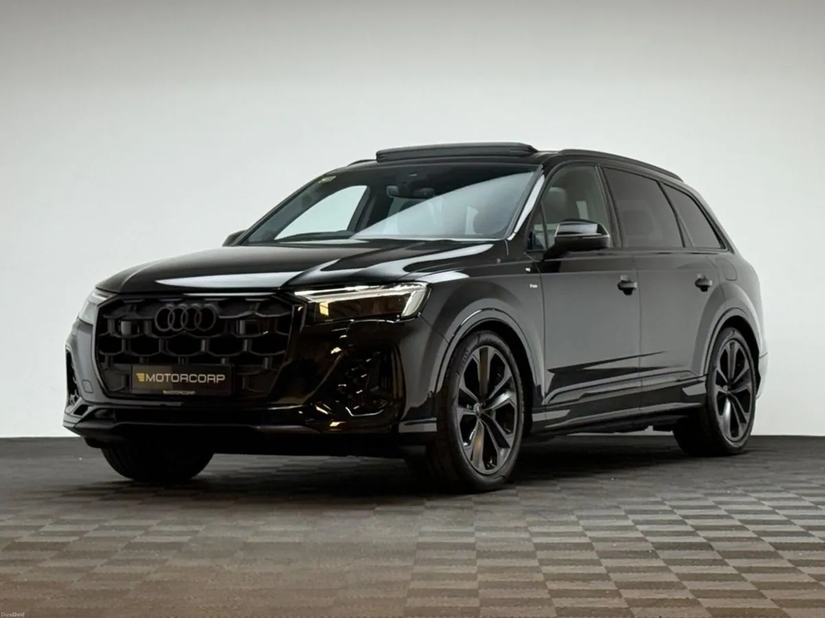 Audi Q7 S LINE BLK ED 55 TFSI E QUATTRO *PAN ROOF* - Image 3