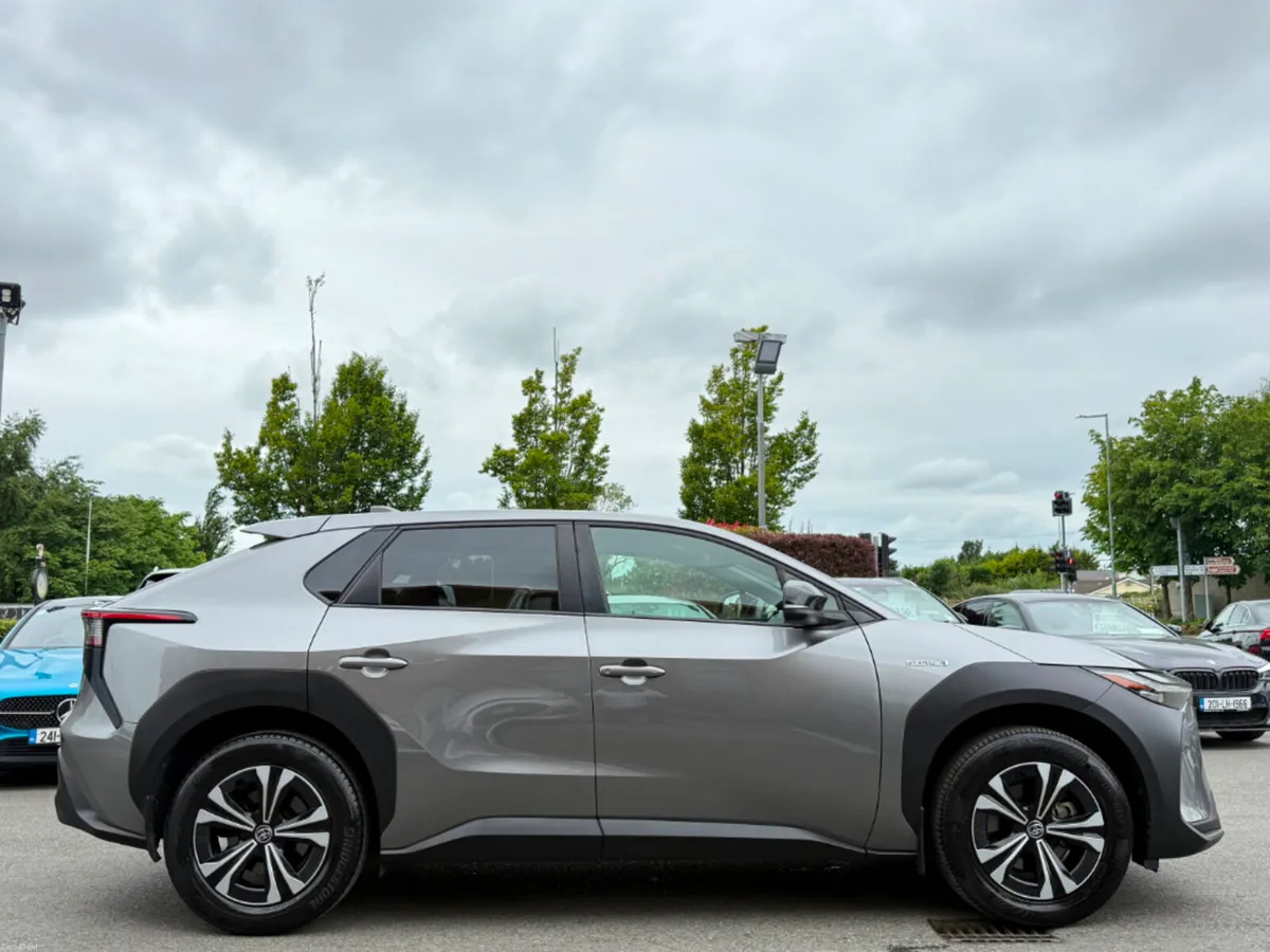 Toyota bZ4X SPORT AUTO EV *IRISH CAR* - Image 4