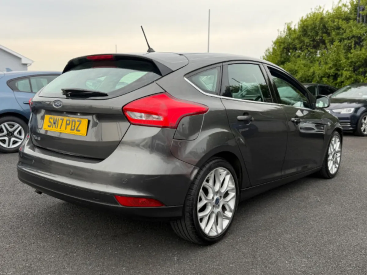 Ford Focus TITANIUM TDCI - Image 6