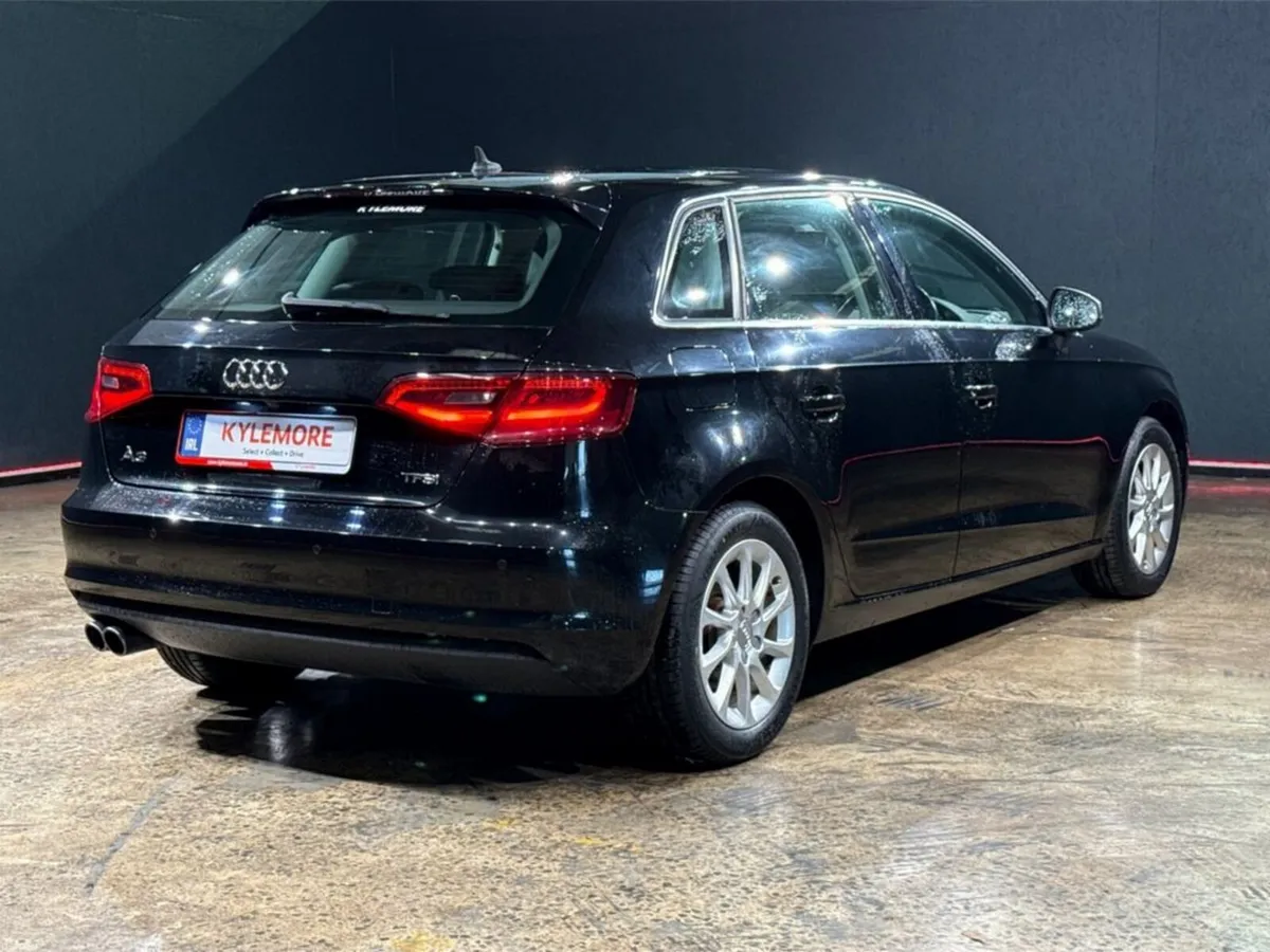 Audi A3 1.4 TFSI SPORTBACK - FULL BLACK LEATHER - - Image 3