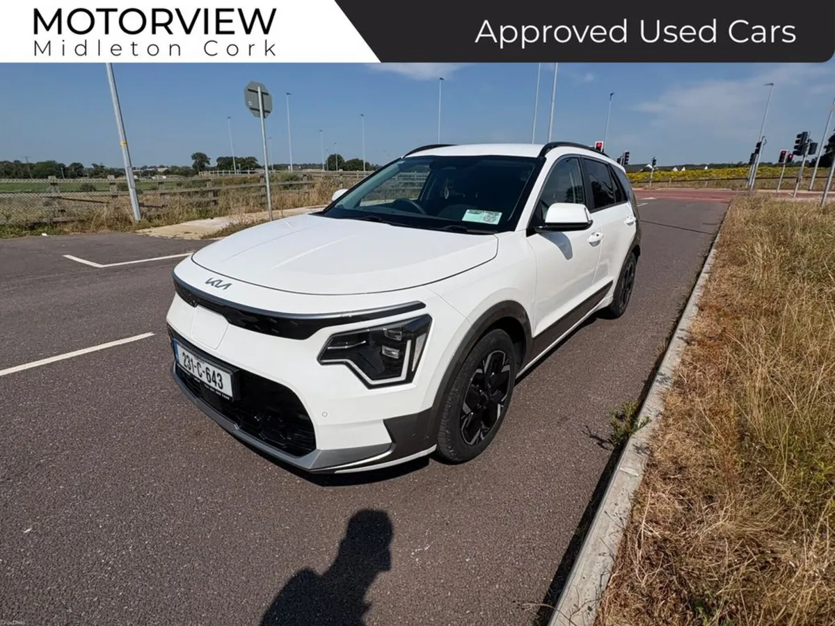 Kia e-Niro EV 64KW K4 Trim Excellent Condition! ** - Image 5