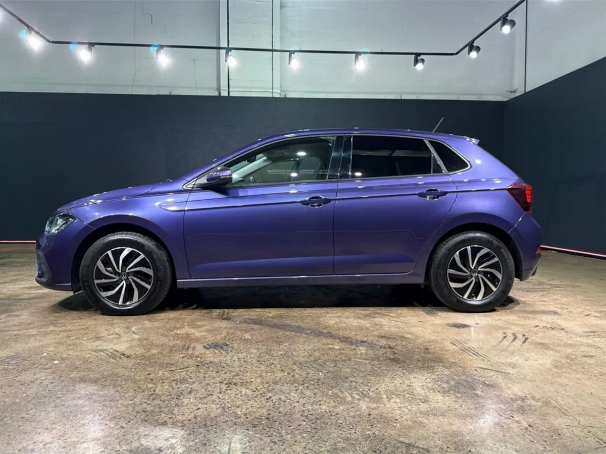 Volkswagen Polo 1.0 AUTOMATIC - UPGRADED FACTORY A - Image 6