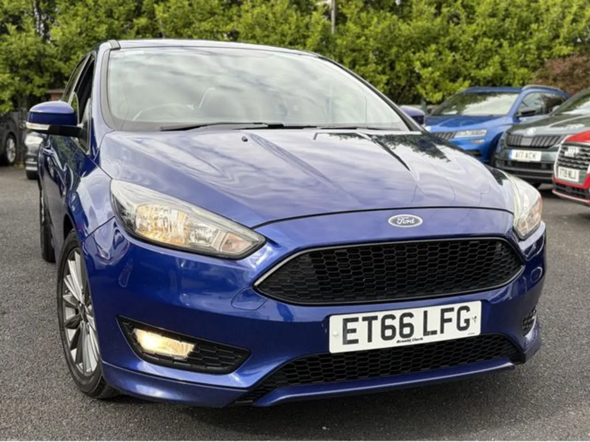Ford Focus ST-LINE TDCI - Image 2