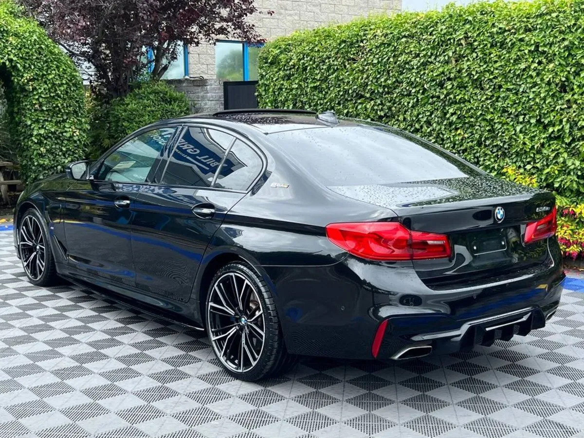 BMW 5-Series 530e M-SPORT COMPETITION 2.0 HYBRID A - Image 6