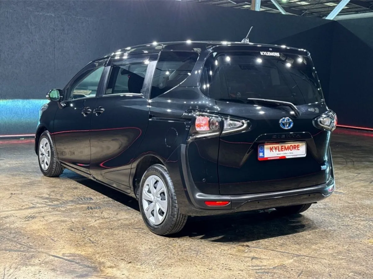 Toyota Sienta 1.5 HYBRID 7 SEATER - PUSH BUTTON ST - Image 5