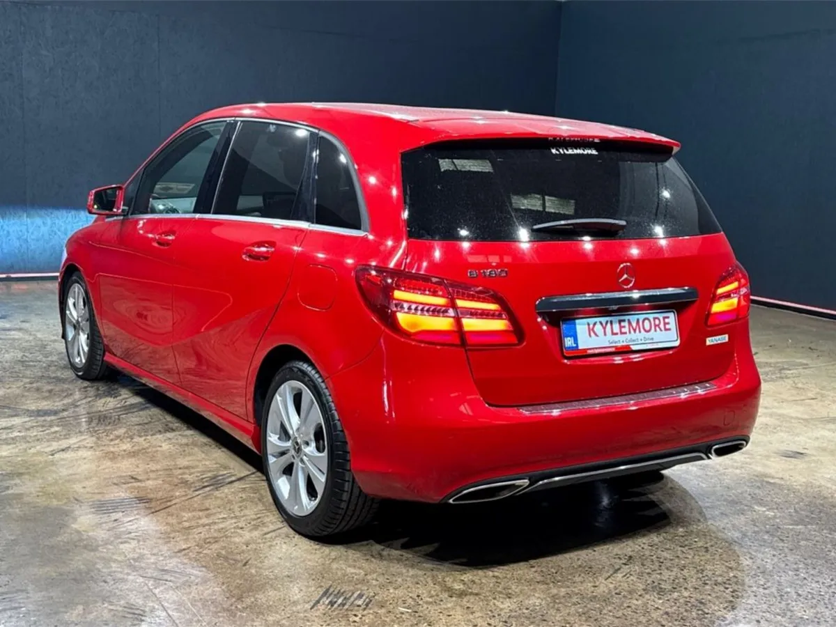 Mercedes-Benz B-Class 1.6 AUTOMATIC B180 - BLACK H - Image 5