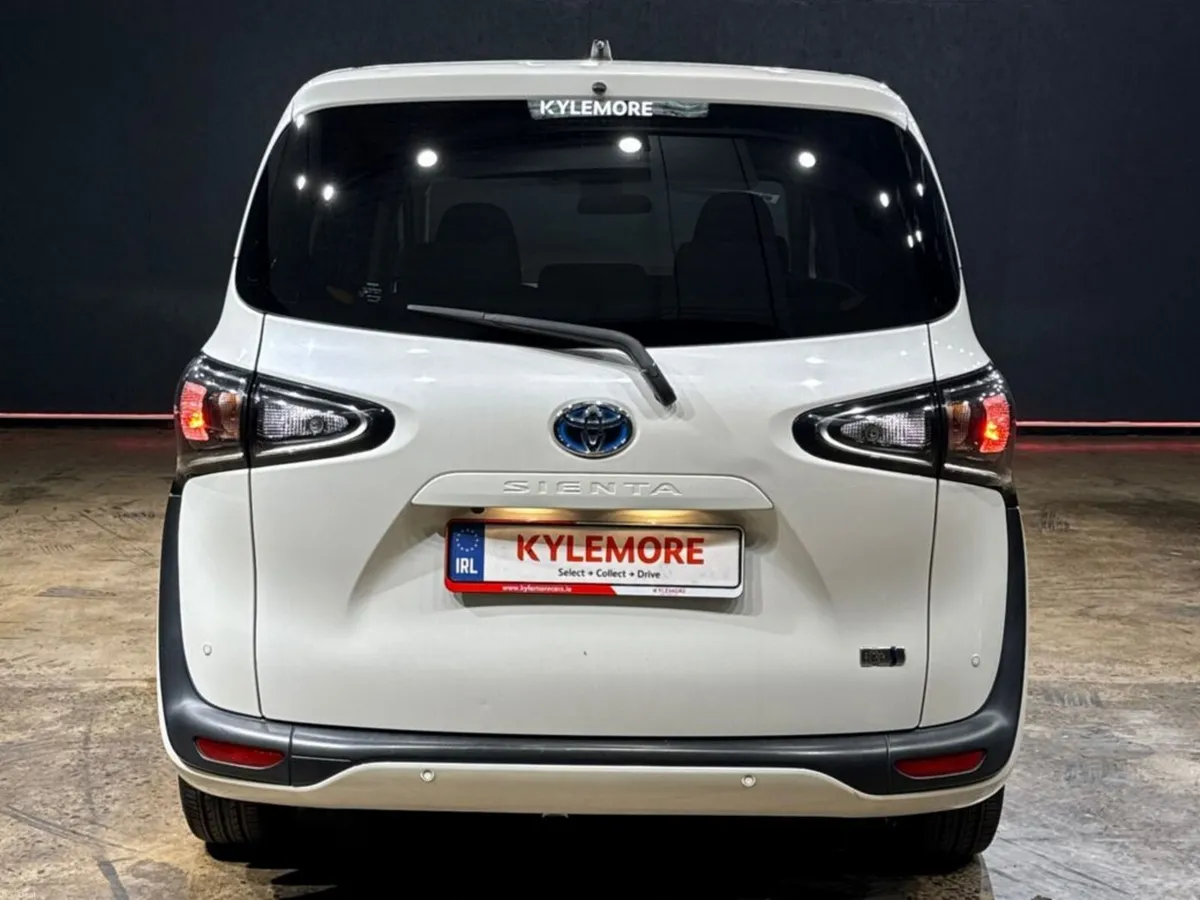Toyota Sienta 1.5 HYBRID 7 SEATER - PUSH BUTTON ST - Image 4