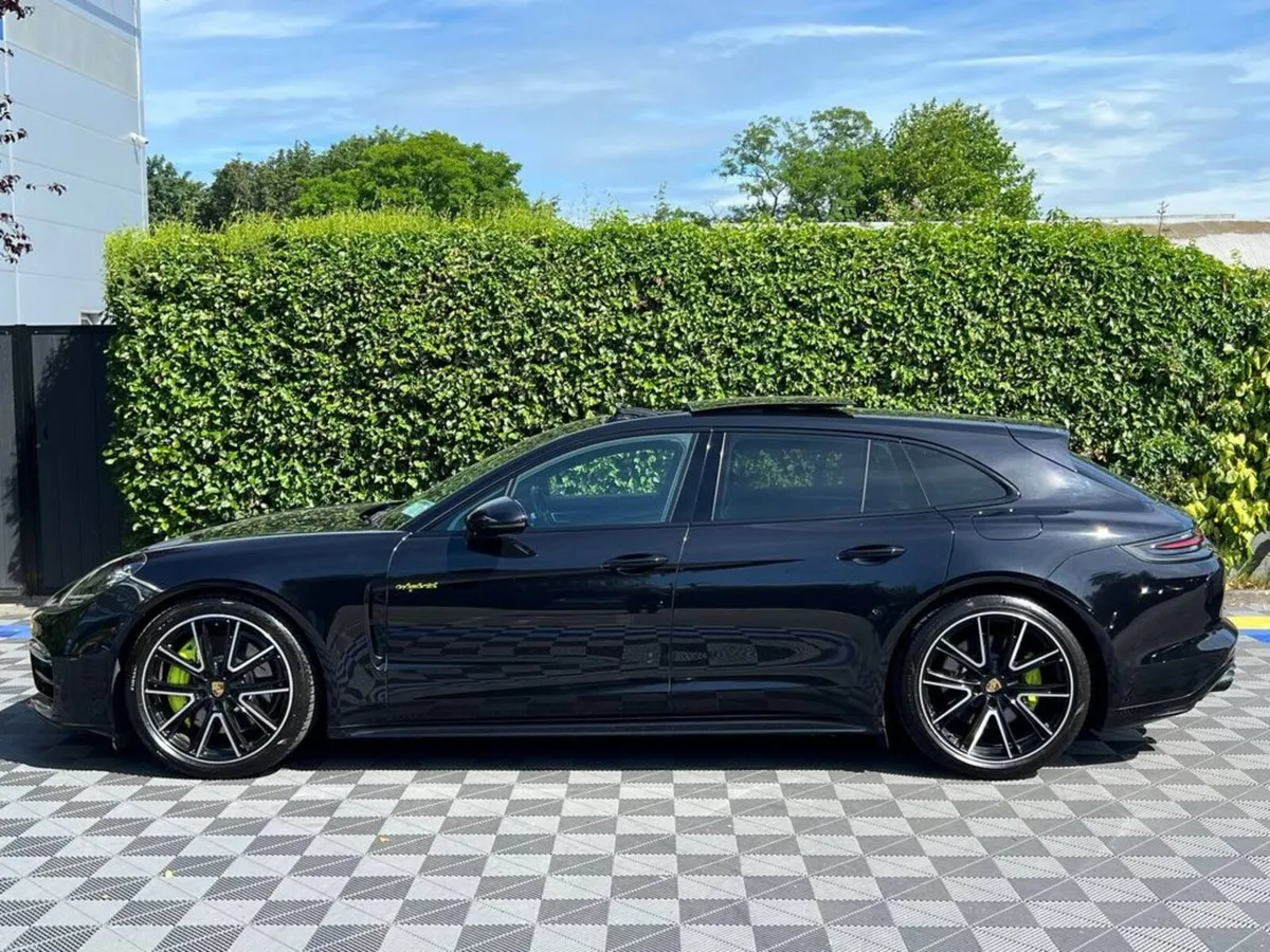 Porsche Panamera 4 SPORT TURISMO 462 BHP V6 2.8 E- - Image 5