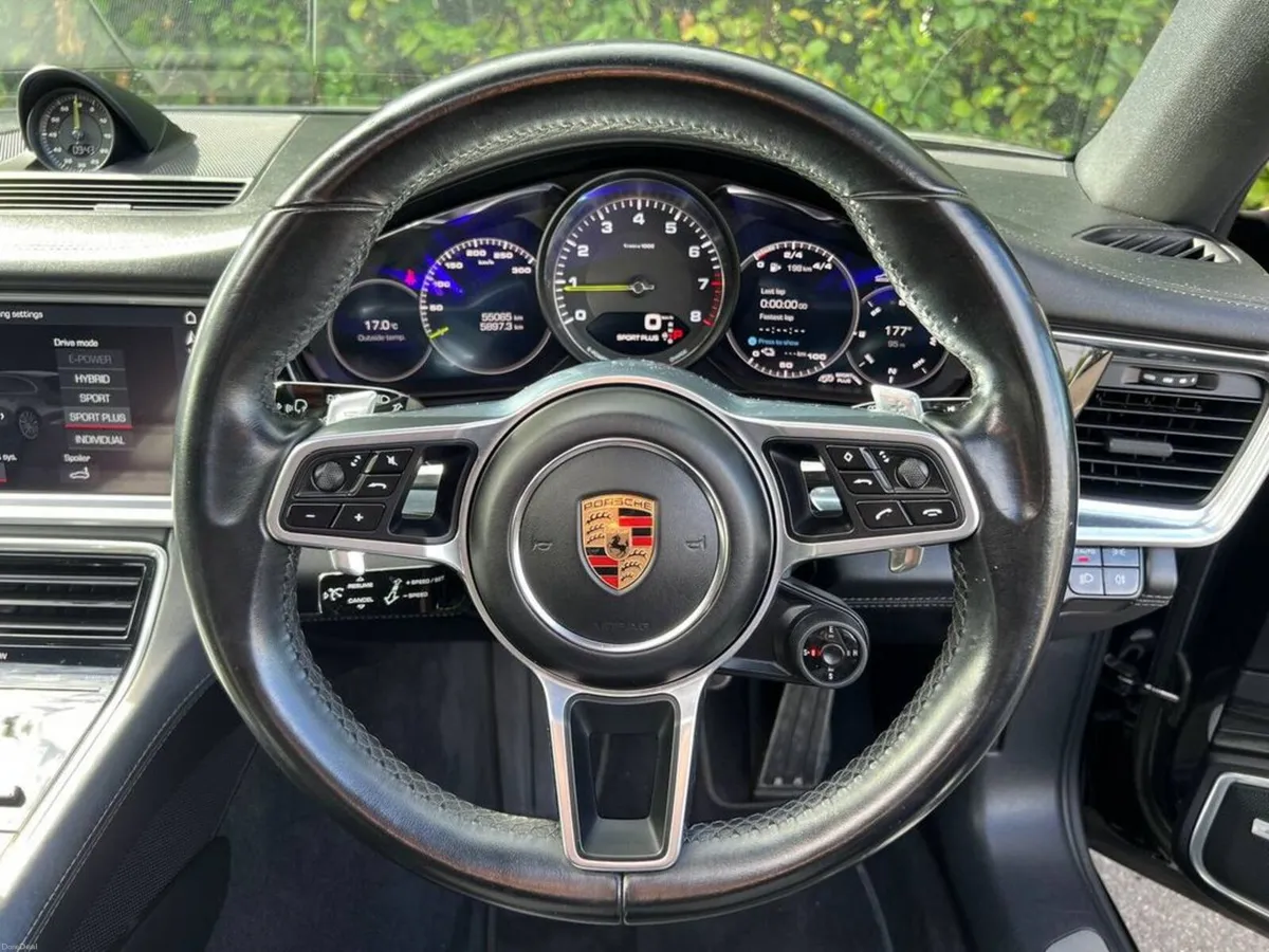 Porsche Panamera 4 SPORT TURISMO 462 BHP V6 2.8 E- - Image 6