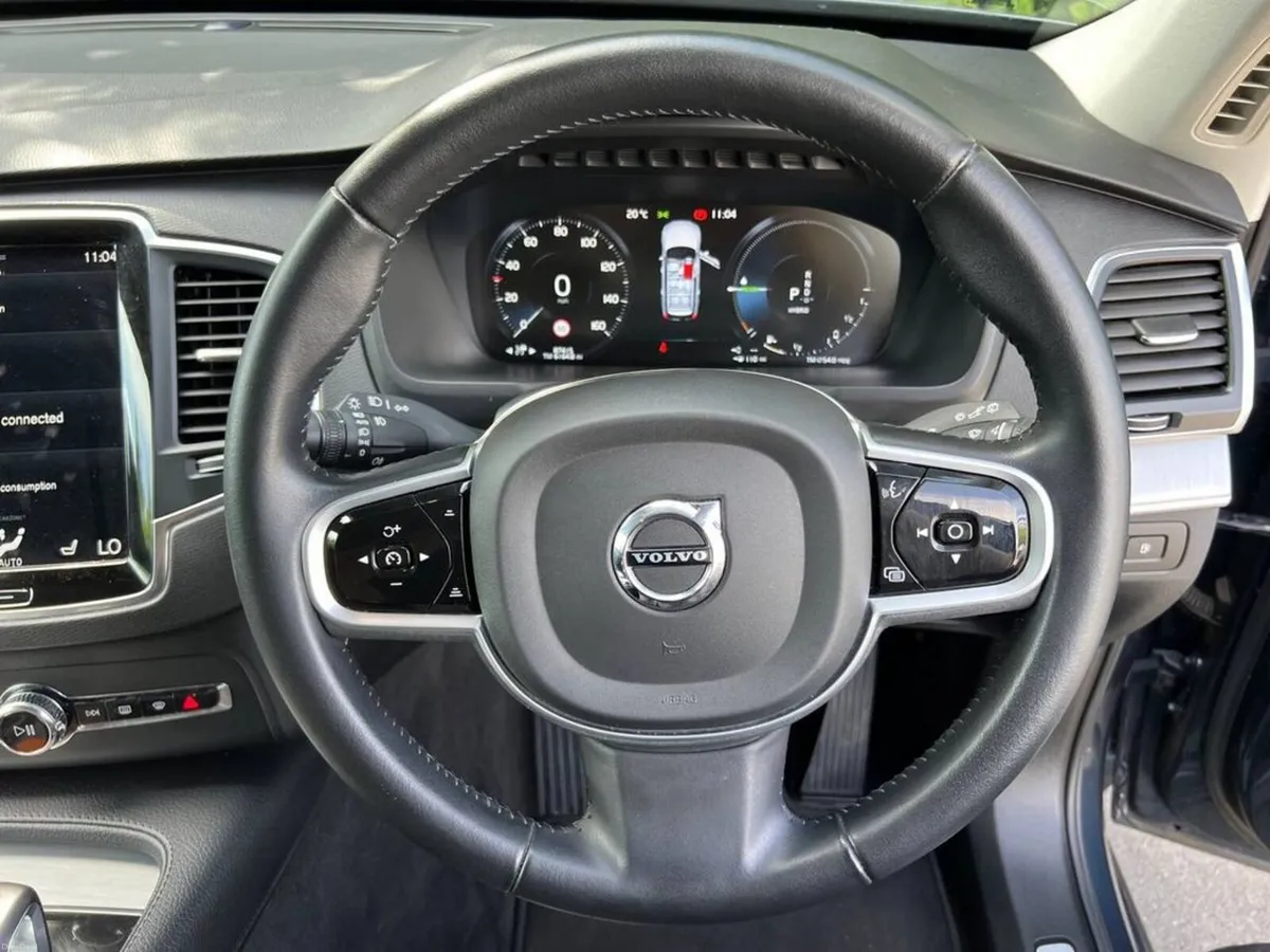 Volvo XC90 T8 INSCRIPTION EXPRESSION 2.0 HYBRID 7- - Image 4
