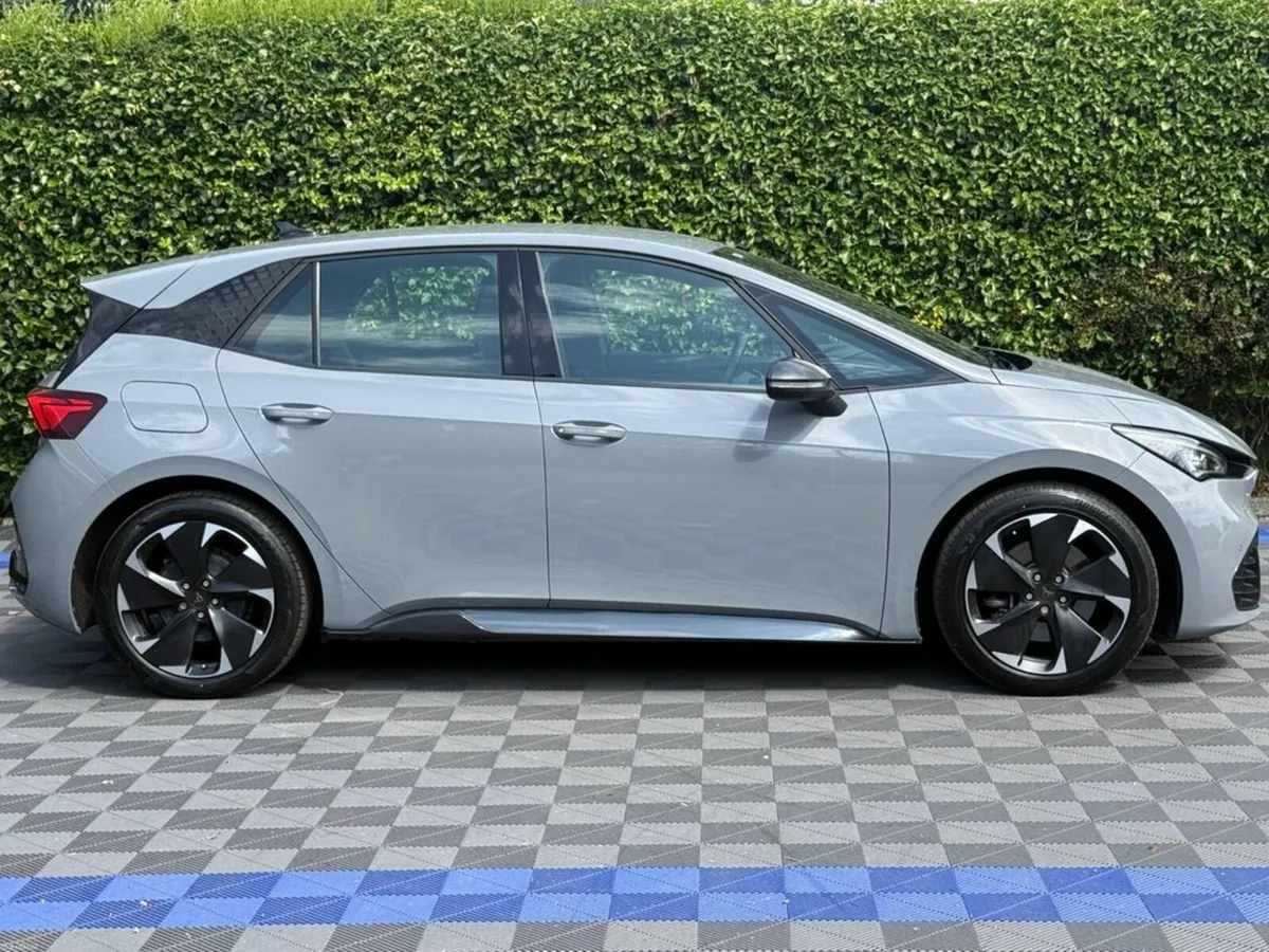 Cupra Born V1 58KWH // 19" TYPHOON ALLOYS // APPLE - Image 2