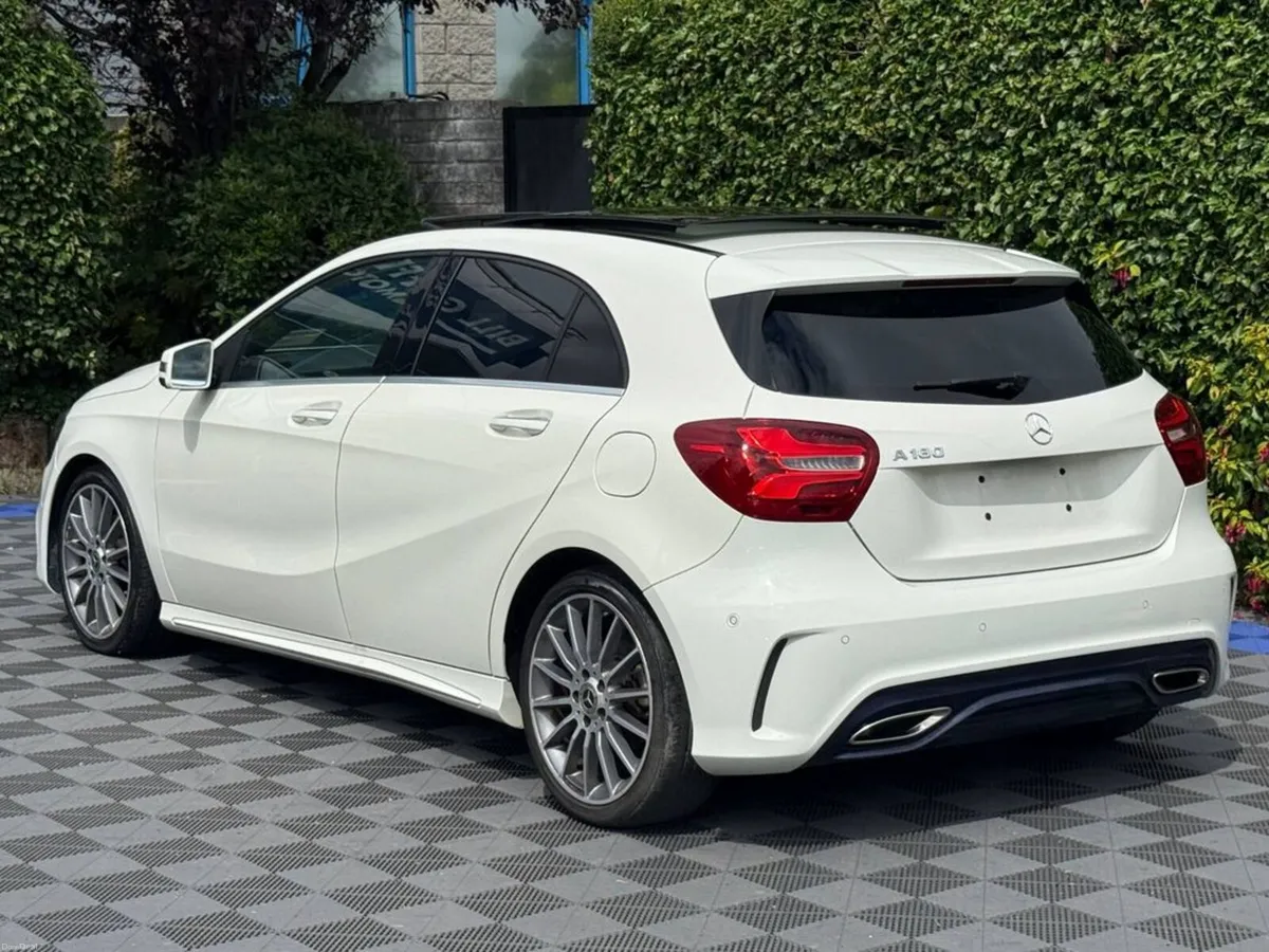 Mercedes-Benz A-Class A180 AMG-LINE 1.6 AUTO // OP - Image 6
