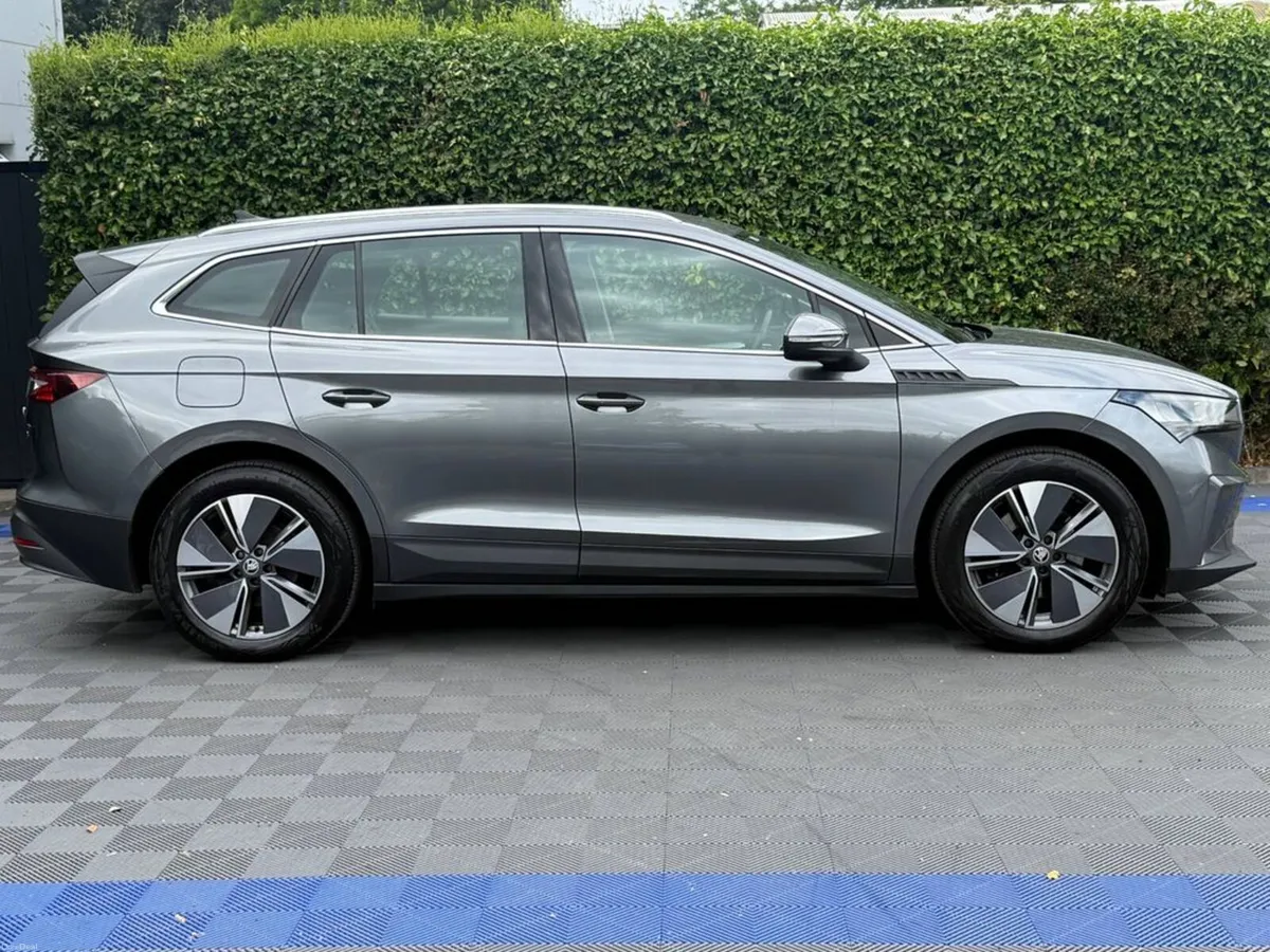 Skoda Enyaq IV 80 // APPLE CARPLAY/ANDROID AUTO // - Image 2