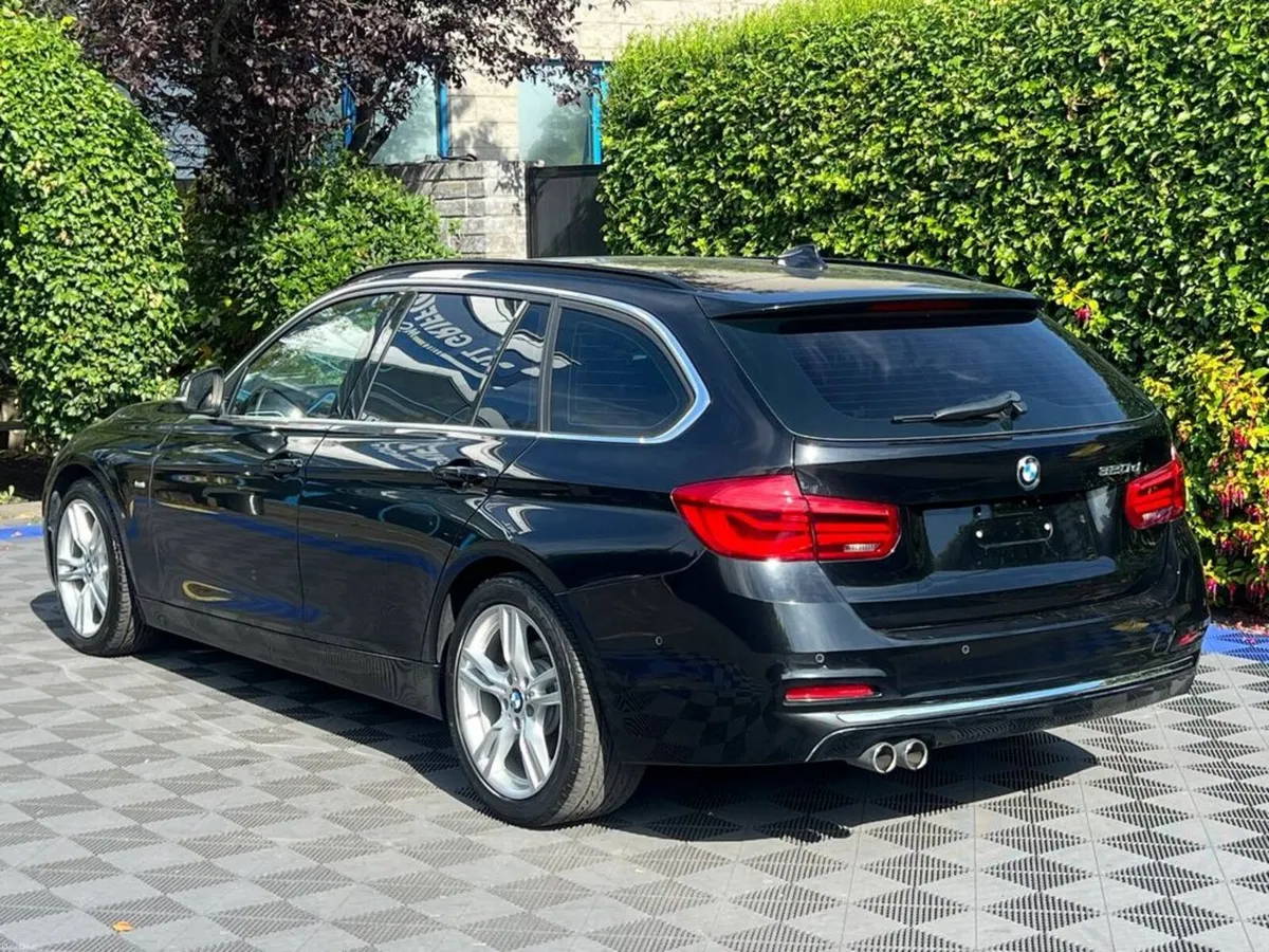 BMW 3-Series 320d TOURING LUXURY LINE AUTO // M-SP - Image 5