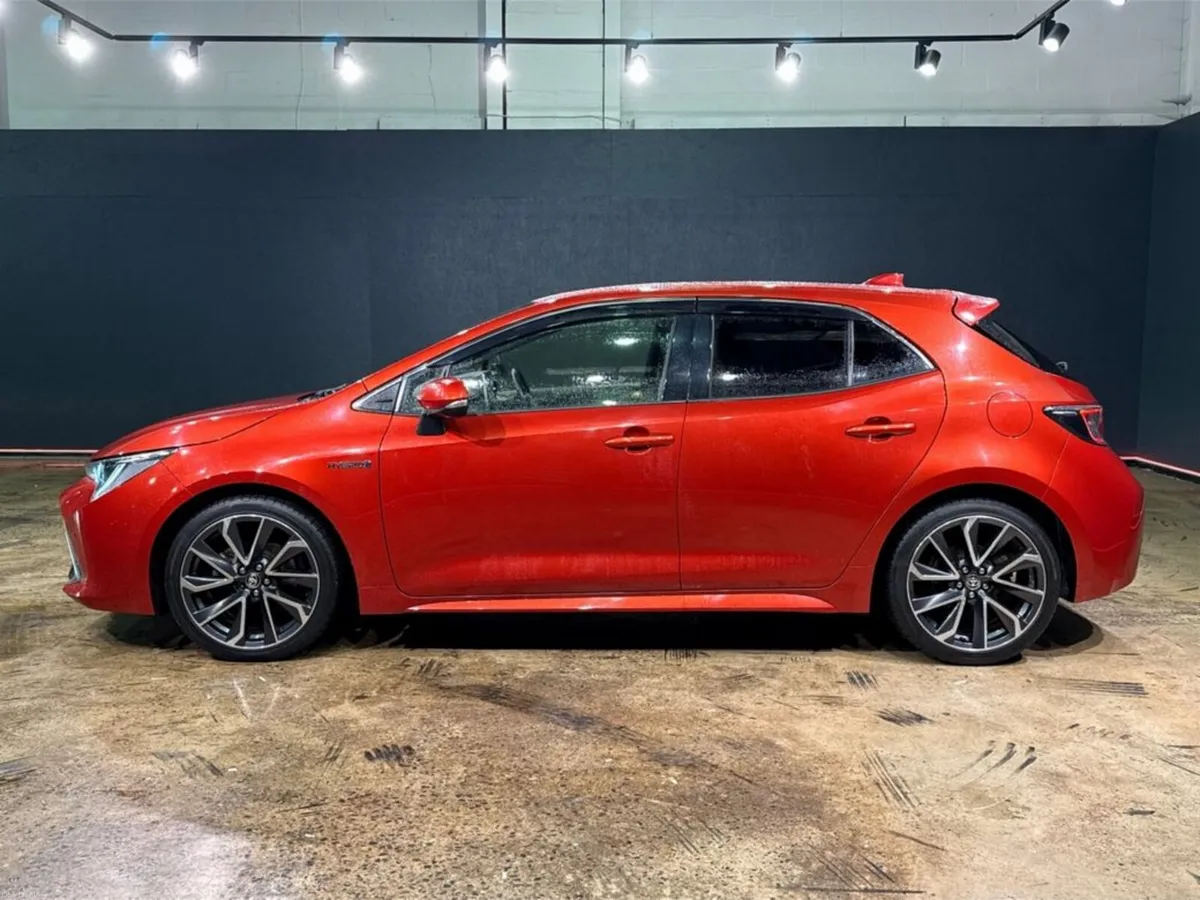 Toyota Corolla 1.8 HYBRID SPORTS Z PACKAGE (TOP SP - Image 6