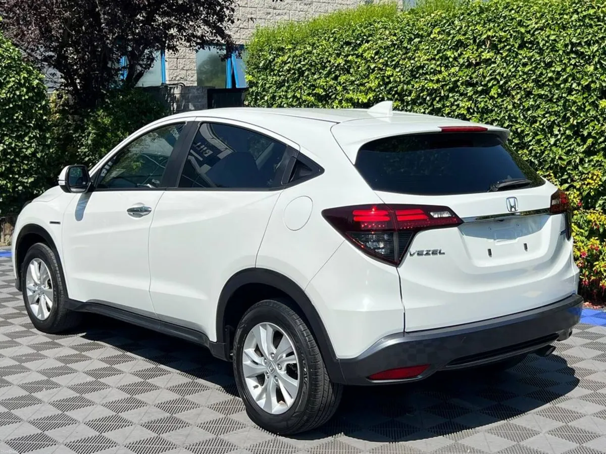 Honda Vezel 1.5 HYBRID AUTO // 16" ALLOYS // ADAPT - Image 5