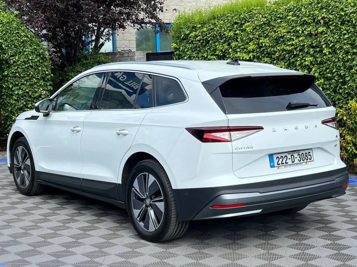 Skoda Enyaq IV 80 77KWH // LEATHER HEATED SEATS // - Image 6