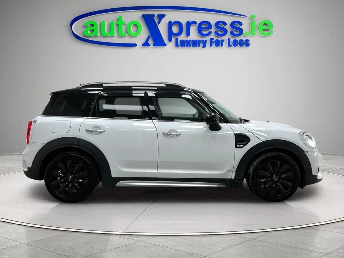 Mini Countryman CROSSOVER 2.0 Automatic - Image 5