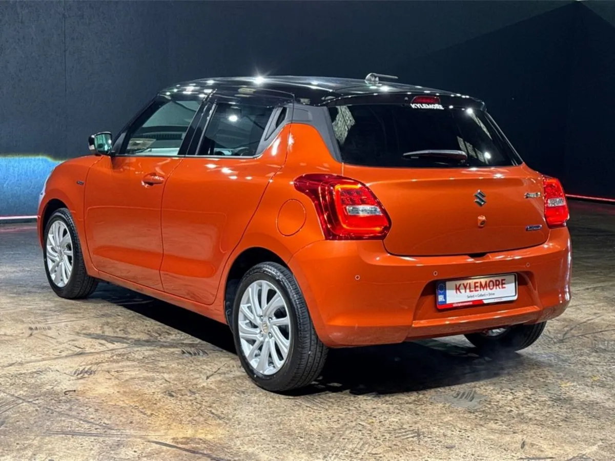 Suzuki Swift 1.2 HYBRID AUTOMATIC - ORANGE/BLACK T - Image 5
