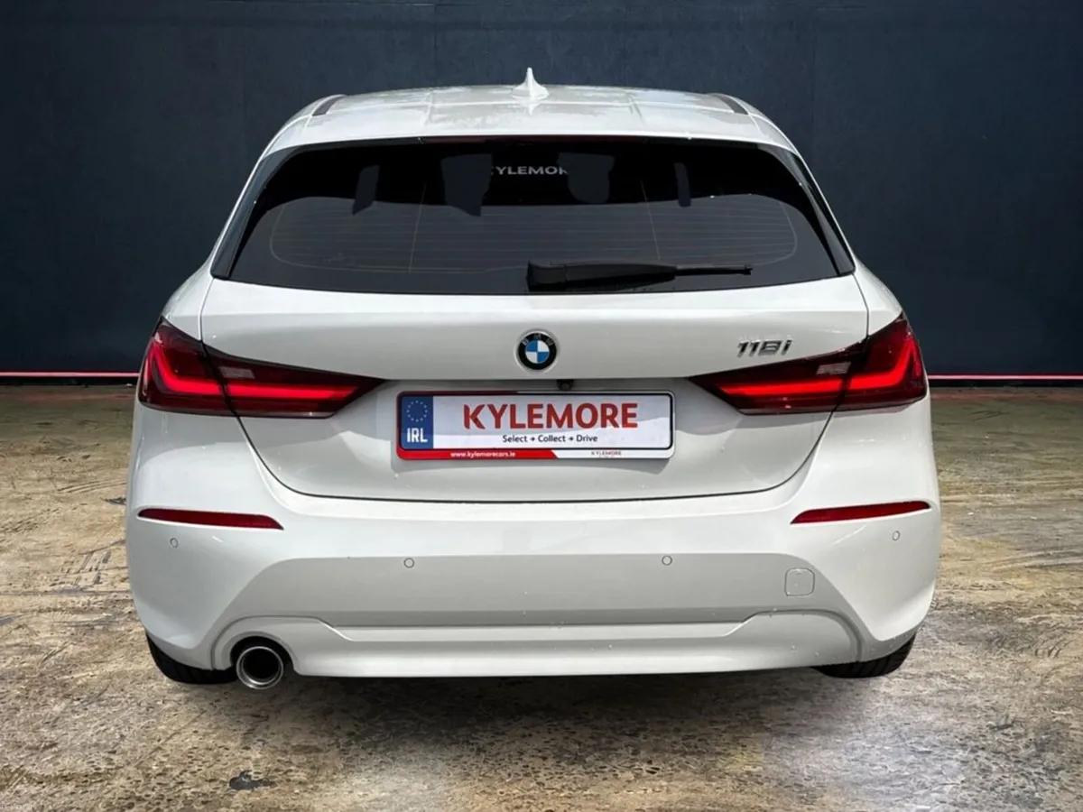 BMW 1-Series 1.0 AUTOMATIC - FACTORY ALLOY WHEELS - Image 4