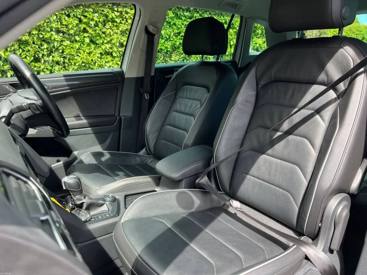 Volkswagen Tiguan HIGHLINE 2.0 TDI 4MOTION AUTO // - Image 6