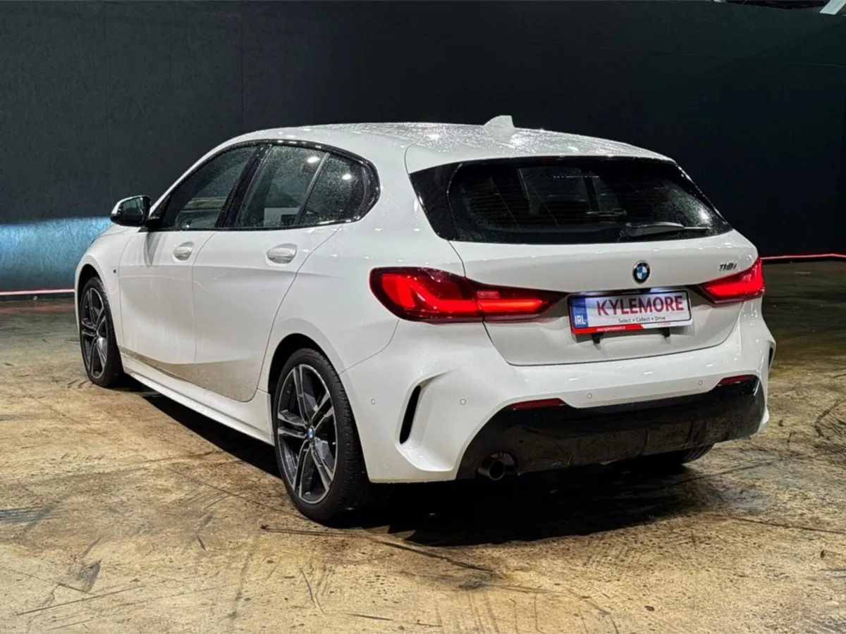 BMW 1-Series 1.5 M-SPORT AUTOMATIC - BLACK HALF LE - Image 5