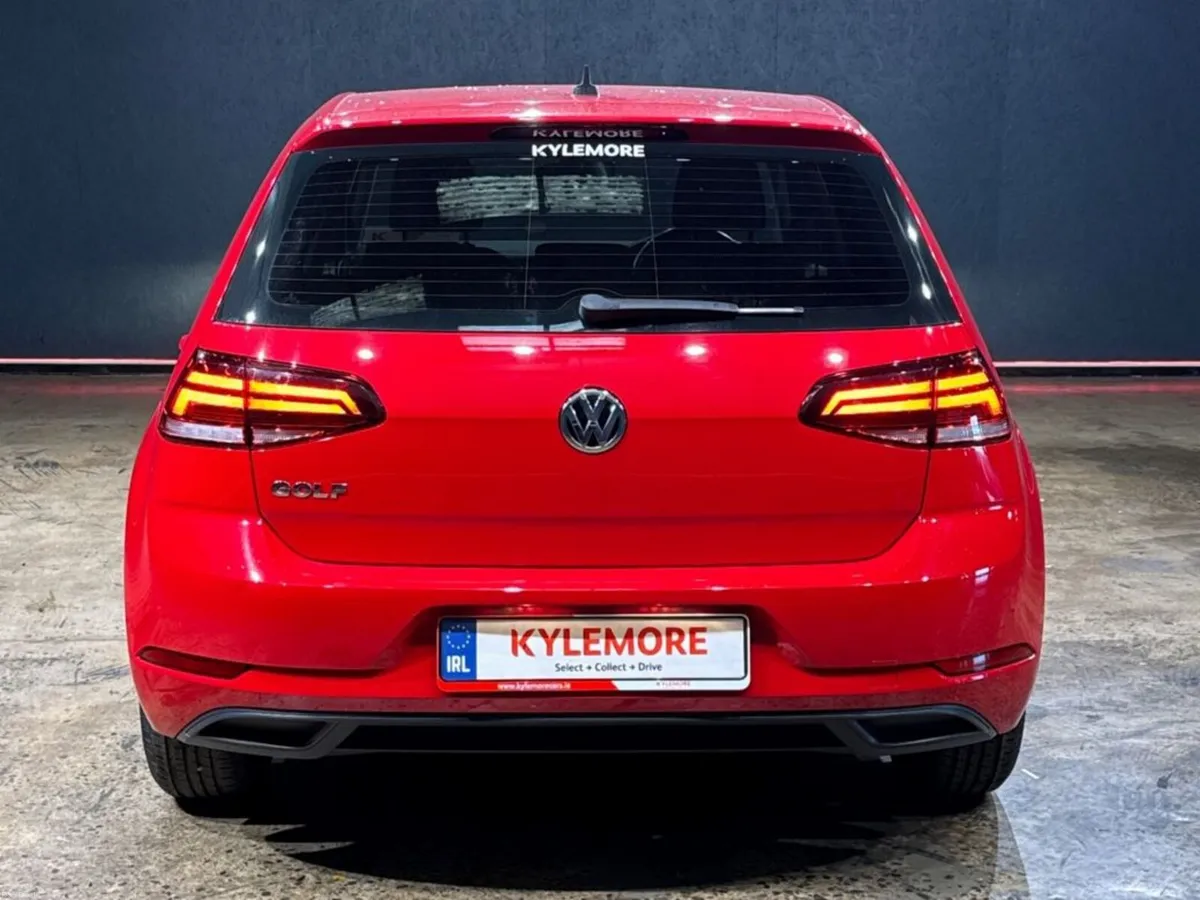 Volkswagen Golf 1.2 TSI AUTOMATIC - A/C HEATING CO - Image 4
