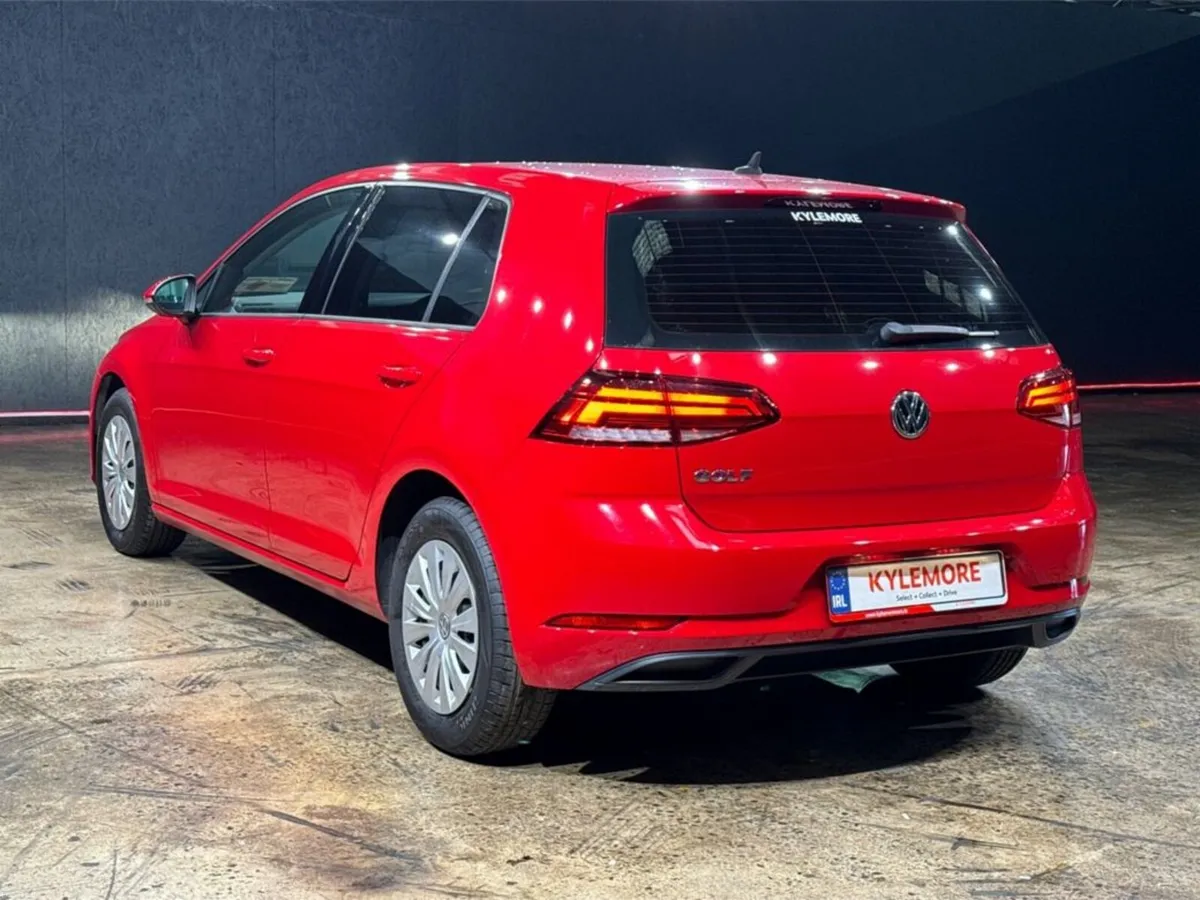 Volkswagen Golf 1.2 TSI AUTOMATIC - A/C HEATING CO - Image 5