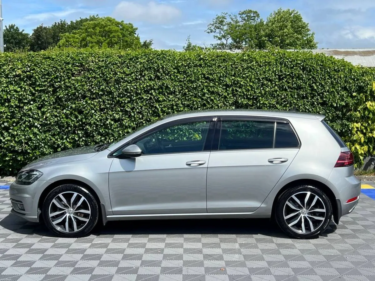 Volkswagen Golf HIGHLINE 1.4 TSI AUTO // SERVICE H - Image 3
