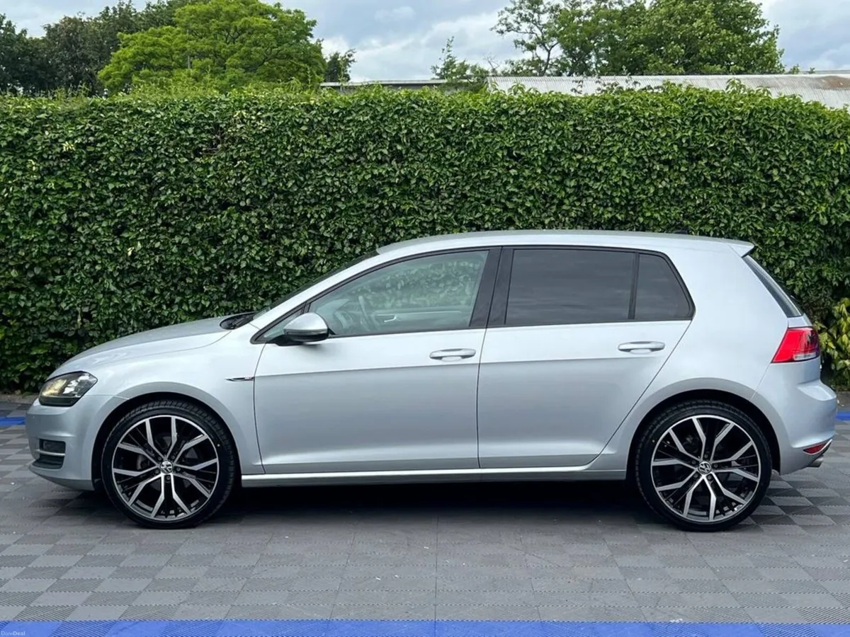 Volkswagen Golf R-LINE PACK 1.2 TSI AUTO // NEW 19 - Image 3