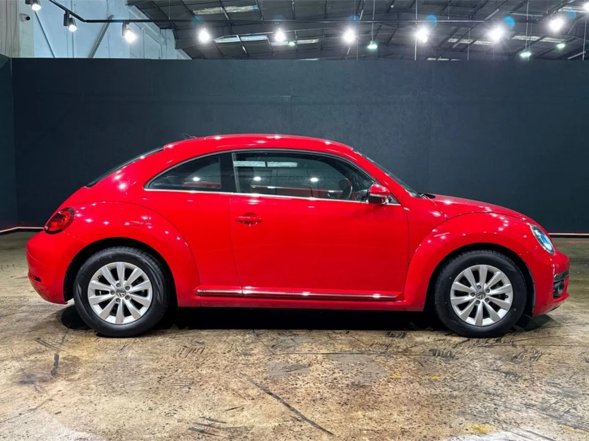 Volkswagen Beetle 1.2 AUTOMATIC - DESIGN EDITION - - Image 2