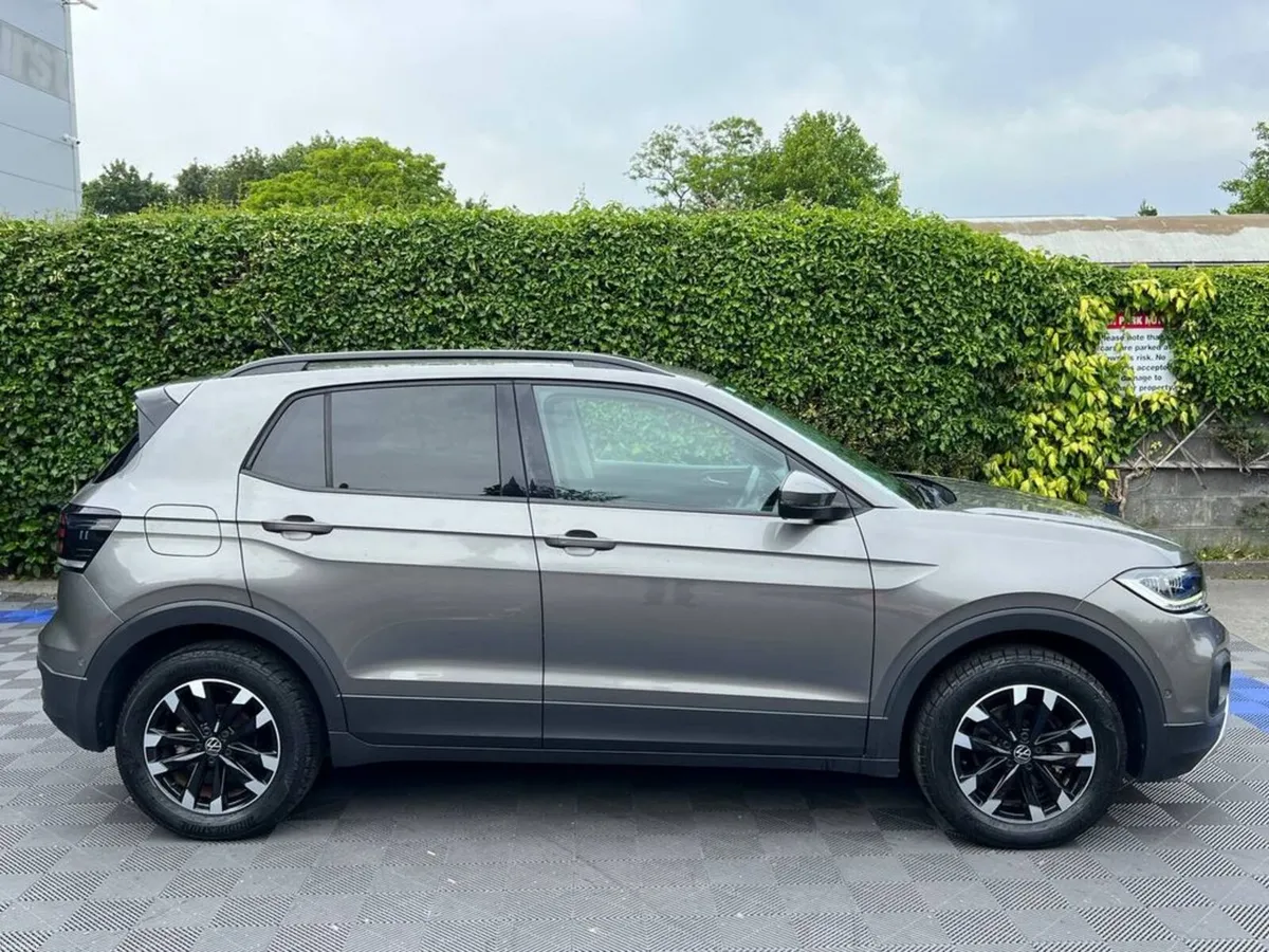 Volkswagen T-Cross DESIGN 1.0 TSI AUTO // DIAMOND - Image 2