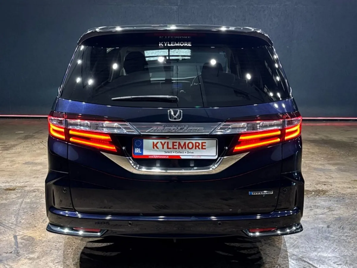 Honda Odyssey 2.0 HYBRID AUTOMATIC 8 SEATER - FACT - Image 4