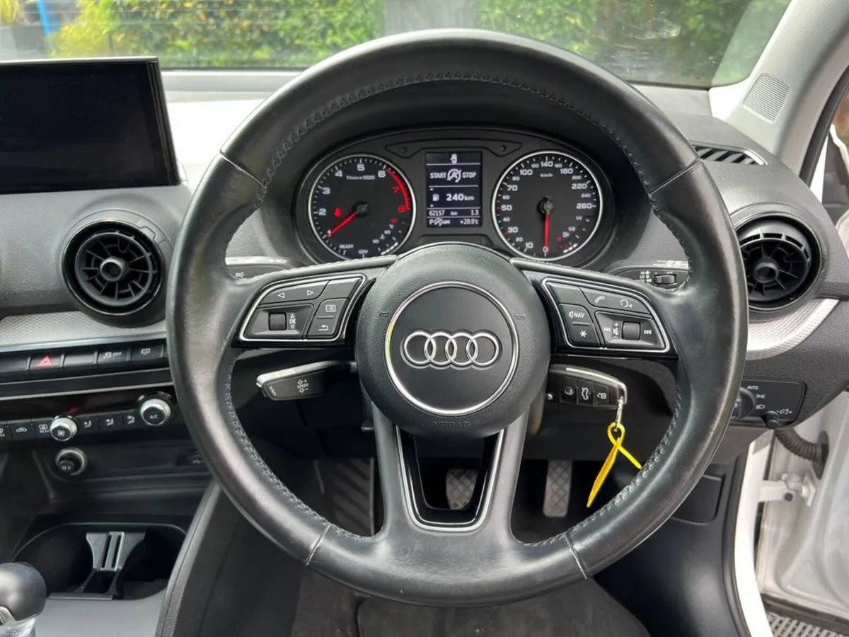 Audi Q2 S-LINE PACK 1.0 TFSI AUTO // APPLE CARPLAY - Image 4