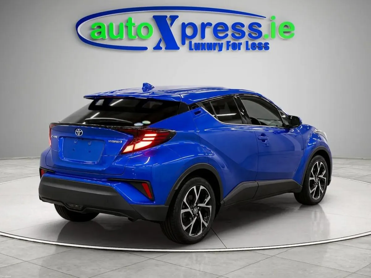 Toyota C-HR 1.8 Hybrid G , ULTRA Low Mileage - Image 5