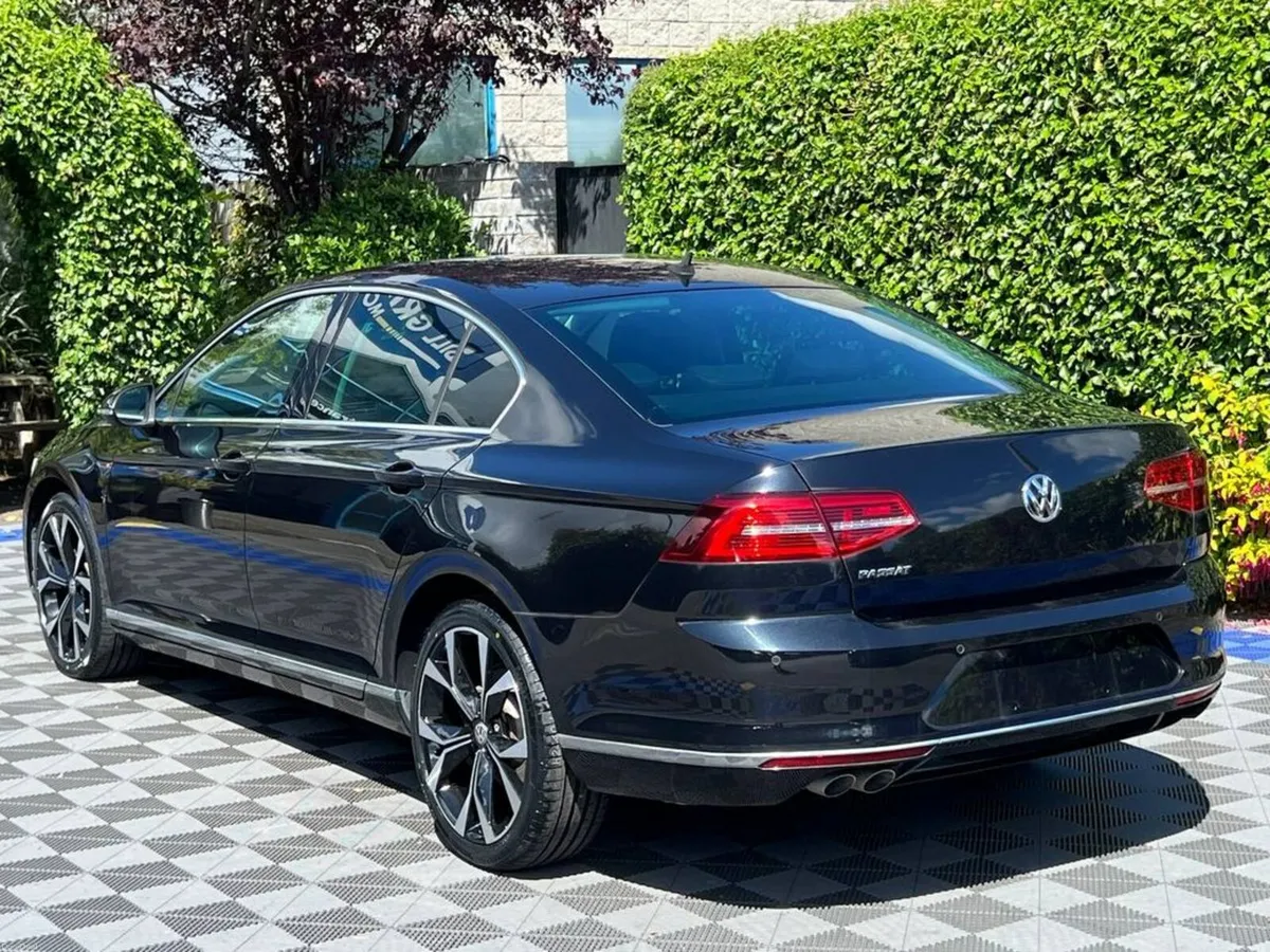 Volkswagen Passat HIGHLINE R-LINE PACK 2.0 TDI AUT - Image 5