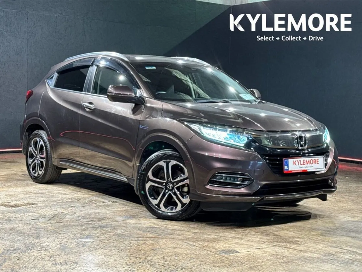 Honda Vezel 1.5 HYBRID AUTOMATIC - BLACK HALF LEAT - Image 1