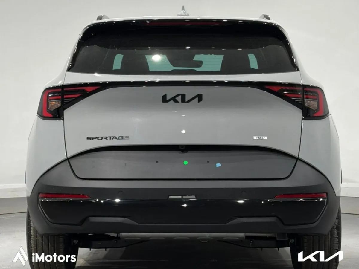 Kia Sportage BLACK EDITION HEV HYBRID - Image 4