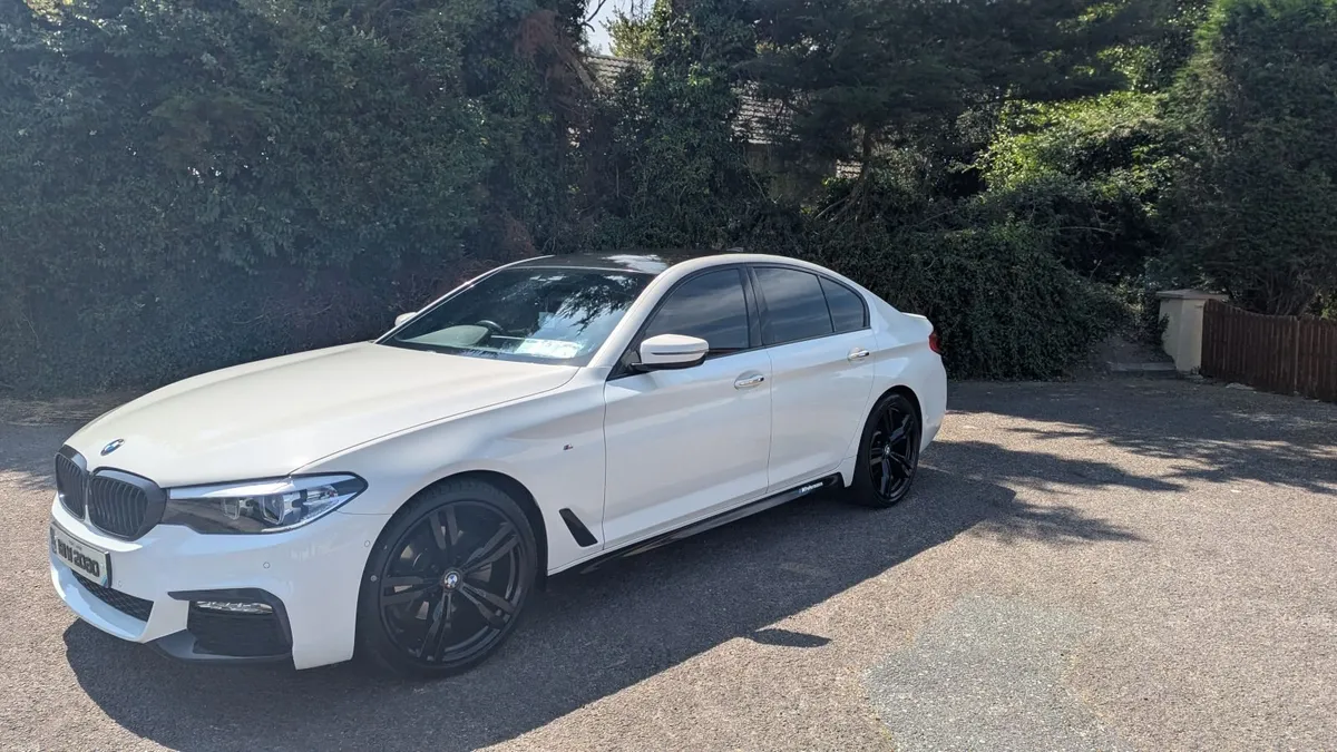 BMW 5-Series 2018 - Image 2
