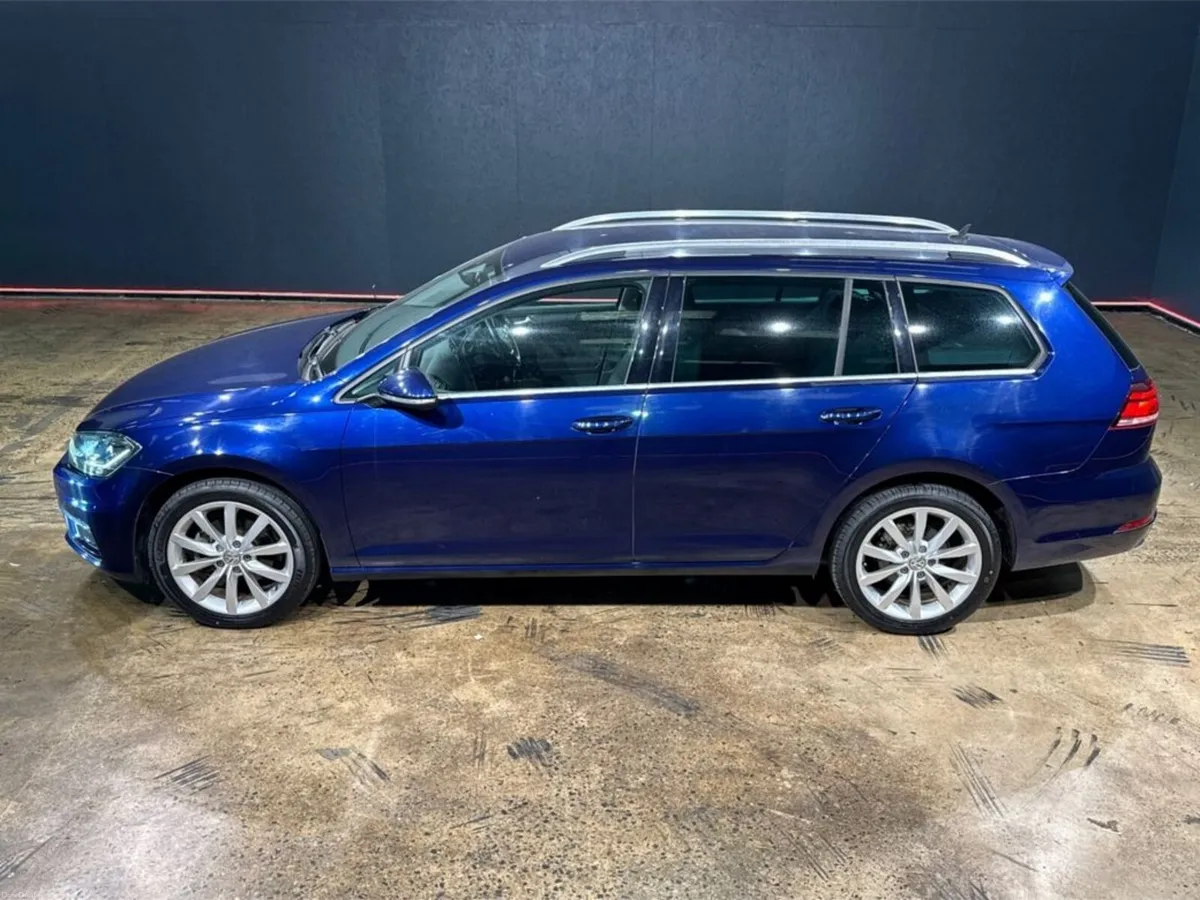 Volkswagen Golf 1.2 TSI COMFORT LINE TECH EDITION - Image 6