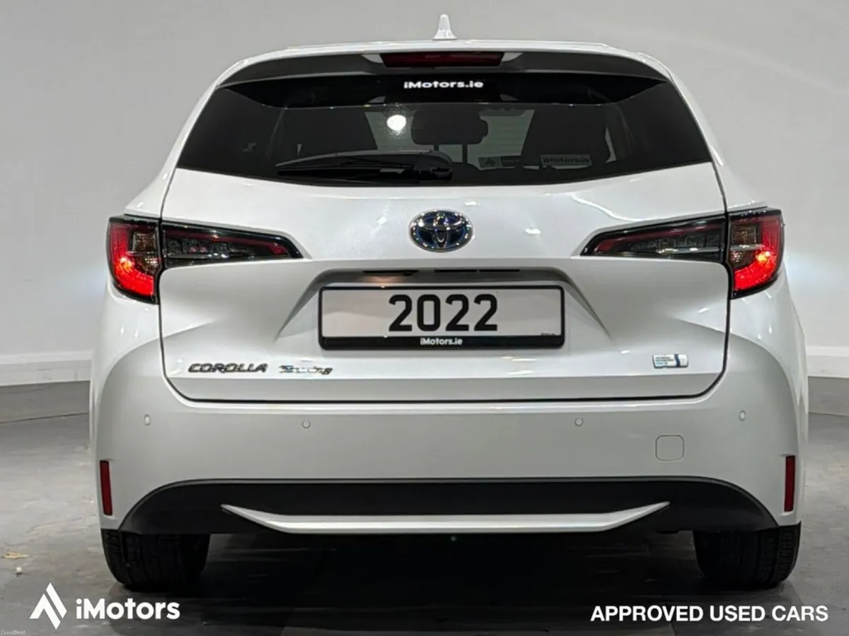 Toyota Corolla TOURING HYBRID AUTOMATIC - Image 4