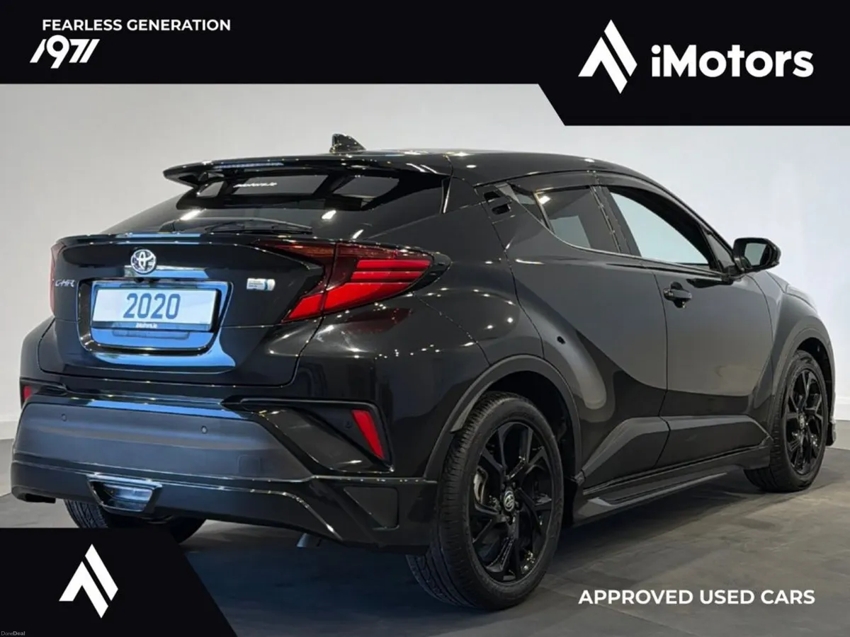 Toyota C-HR AUTOMATIC HYBRID - Image 5