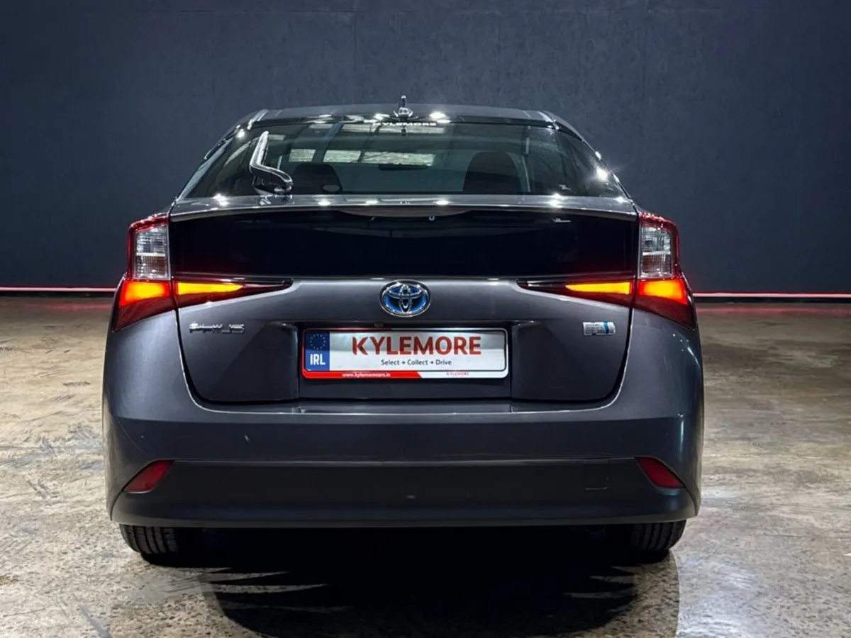 Toyota Prius 1.8 HYBRID AUTOMATIC - CRUISE CONTROL - Image 4