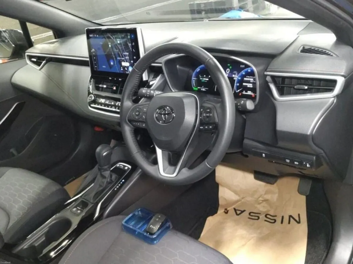 Toyota Corolla 1.8 HYBRID AUTOMATIC GZ EDITION (TO - Image 3