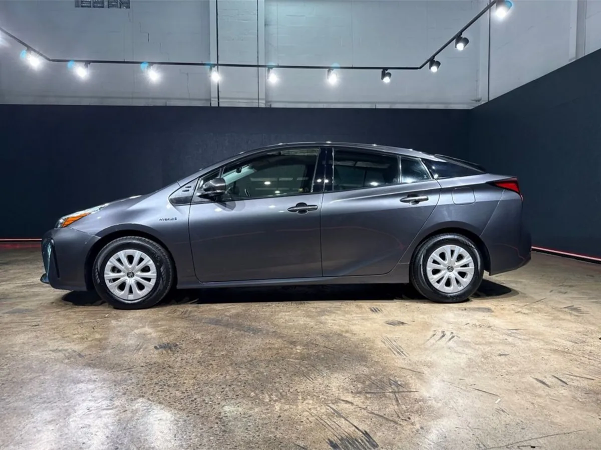 Toyota Prius 1.8 HYBRID AUTOMATIC - CRUISE CONTROL - Image 6