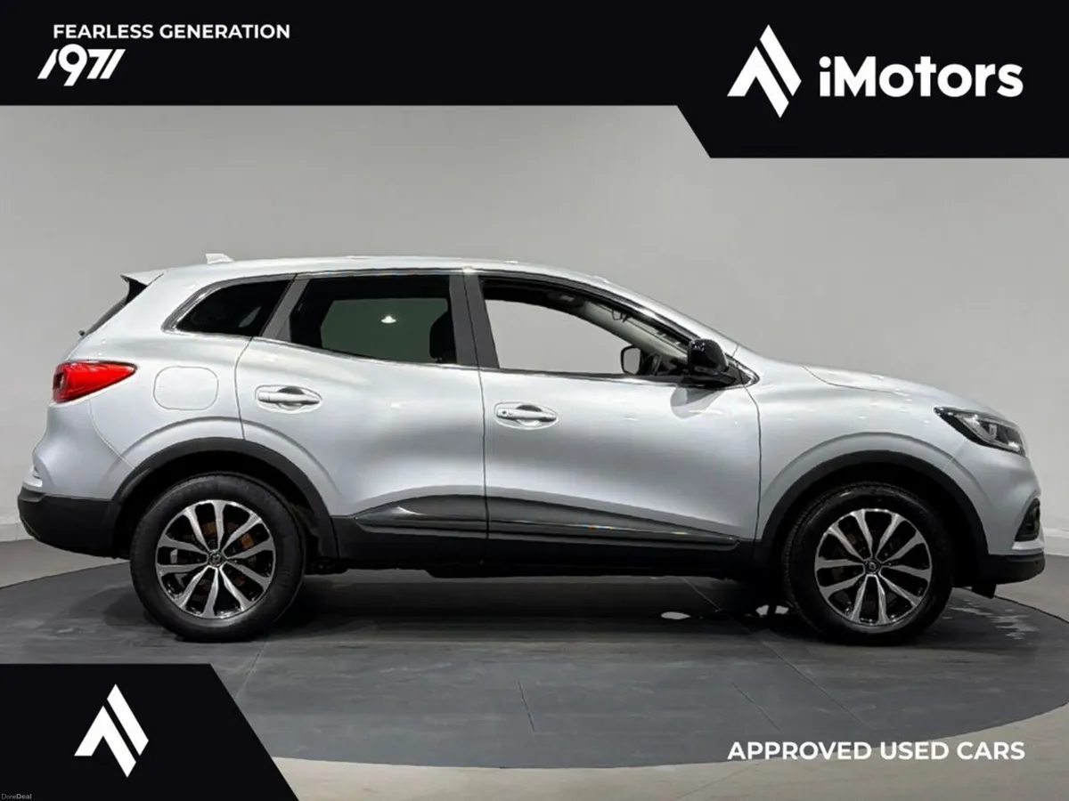 Renault Kadjar Equilibre TCE 140 MY22 5DR - Image 2