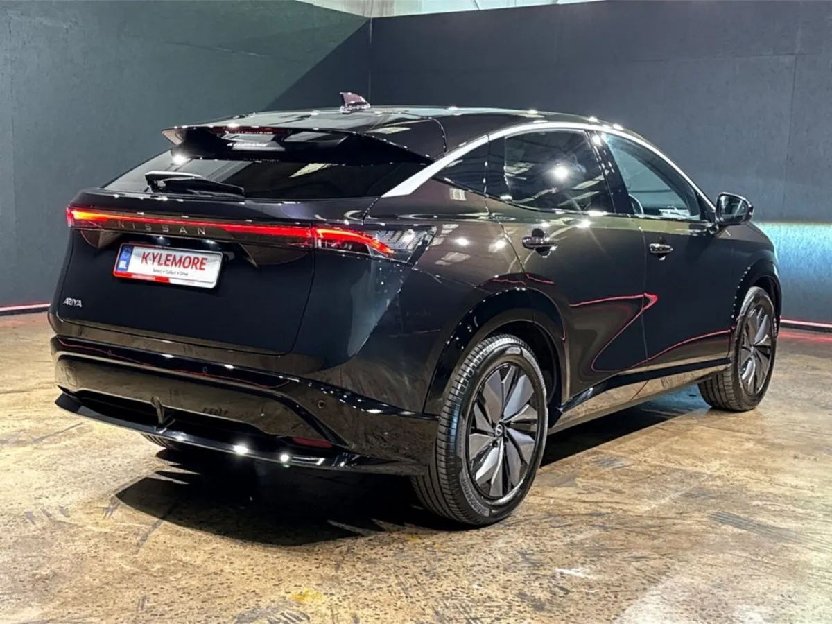 Nissan Ariya ADVANCE EDITION - CROSSOVER SUV ELECT - Image 3